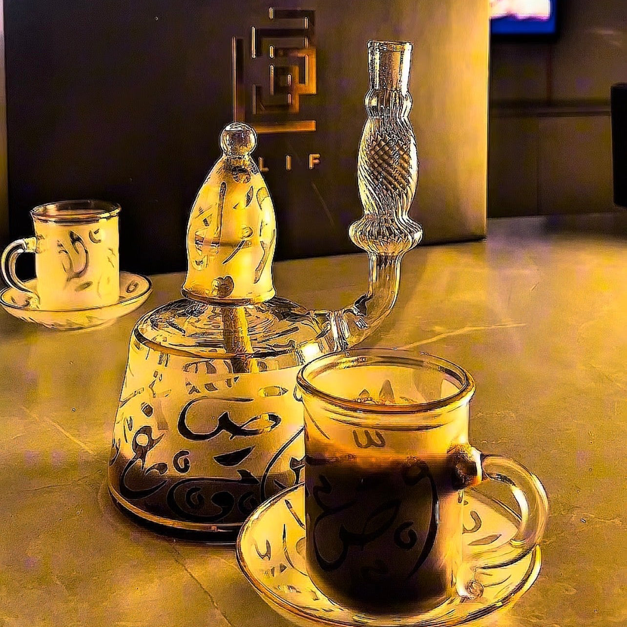 طقم ذهبي بكنكه معلق